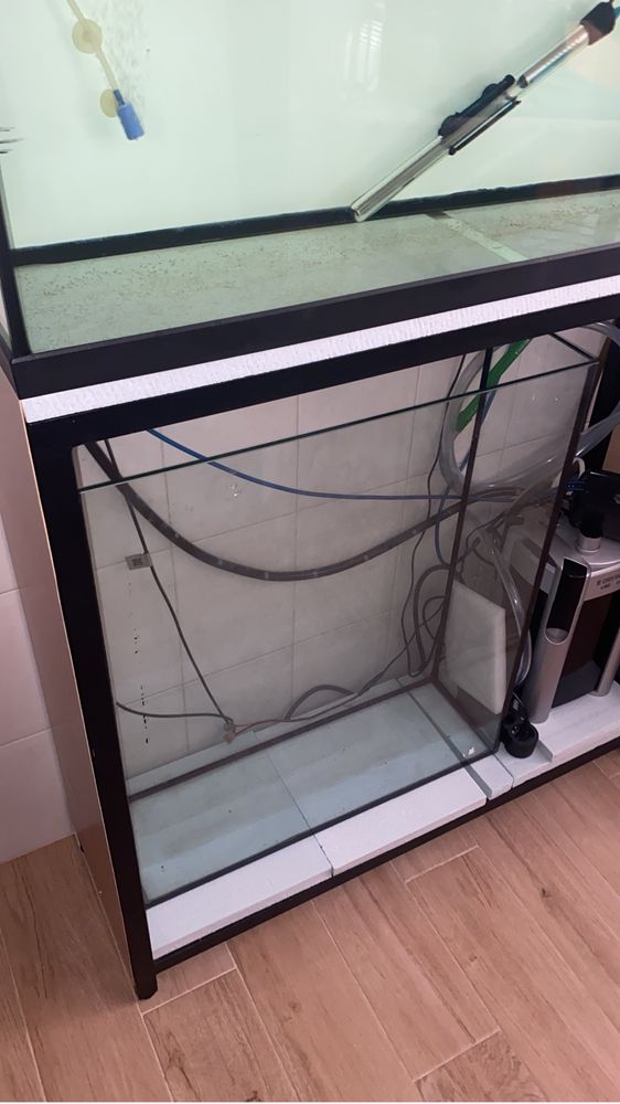 Estrutura aquarios