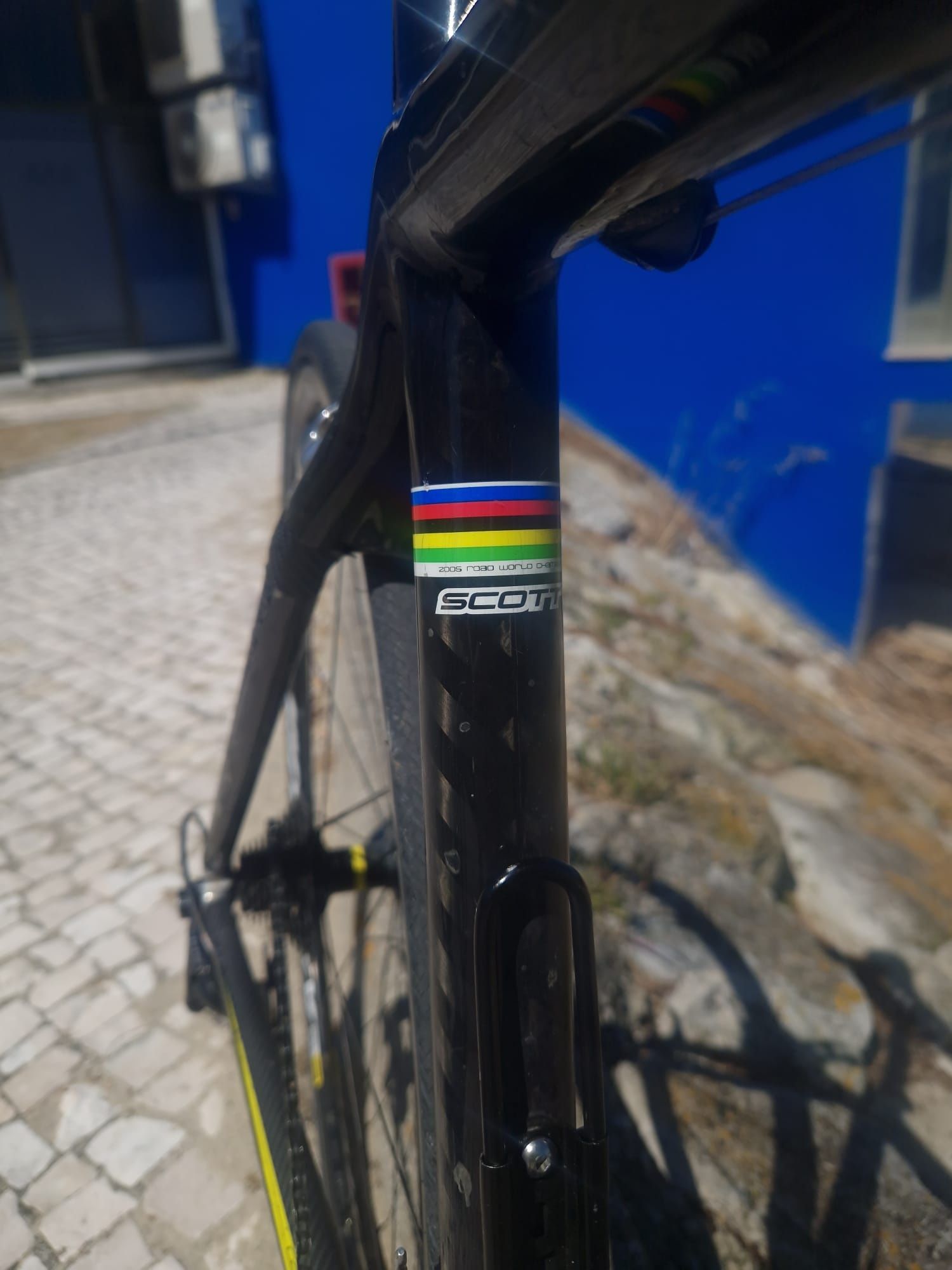 Bicicleta de carbono
