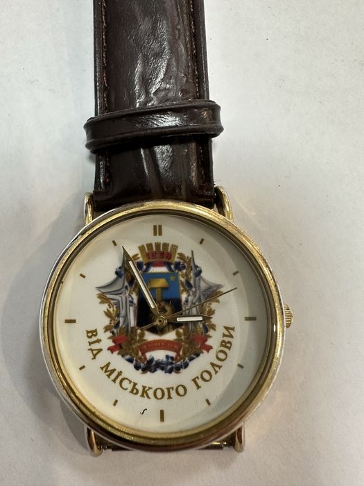 Годинники наручні різні б/у
