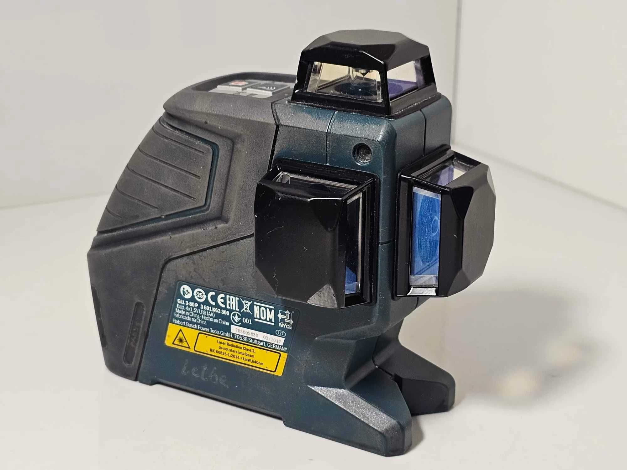 Laser krzyżowy bosch gll 3-8 30 m + LR2