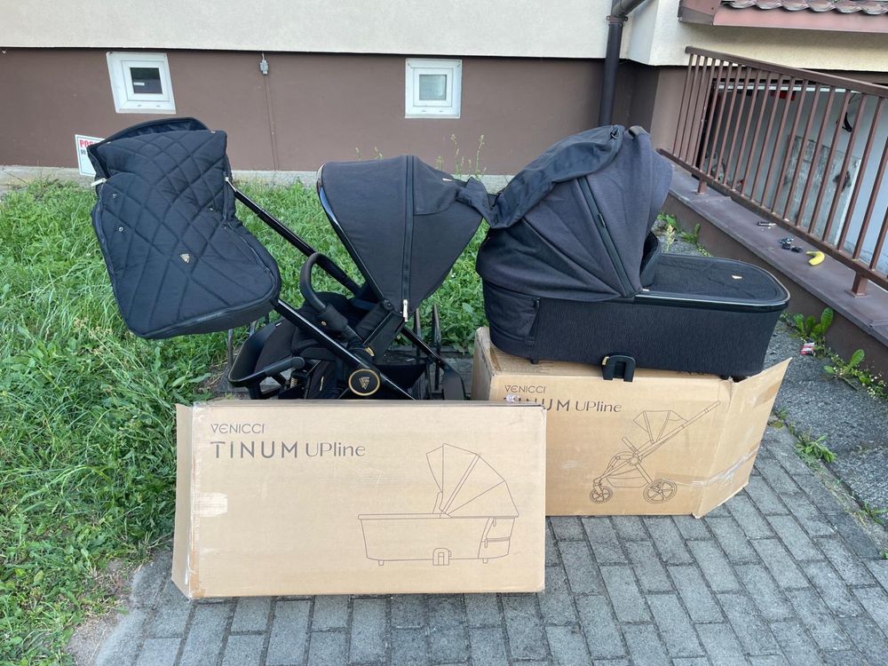 Wózek Venicci Tinum UPline All Black 2w1