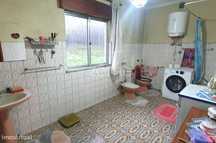 Moradia de 3 quartos com terreno para venda a 5 minutos de Viseu