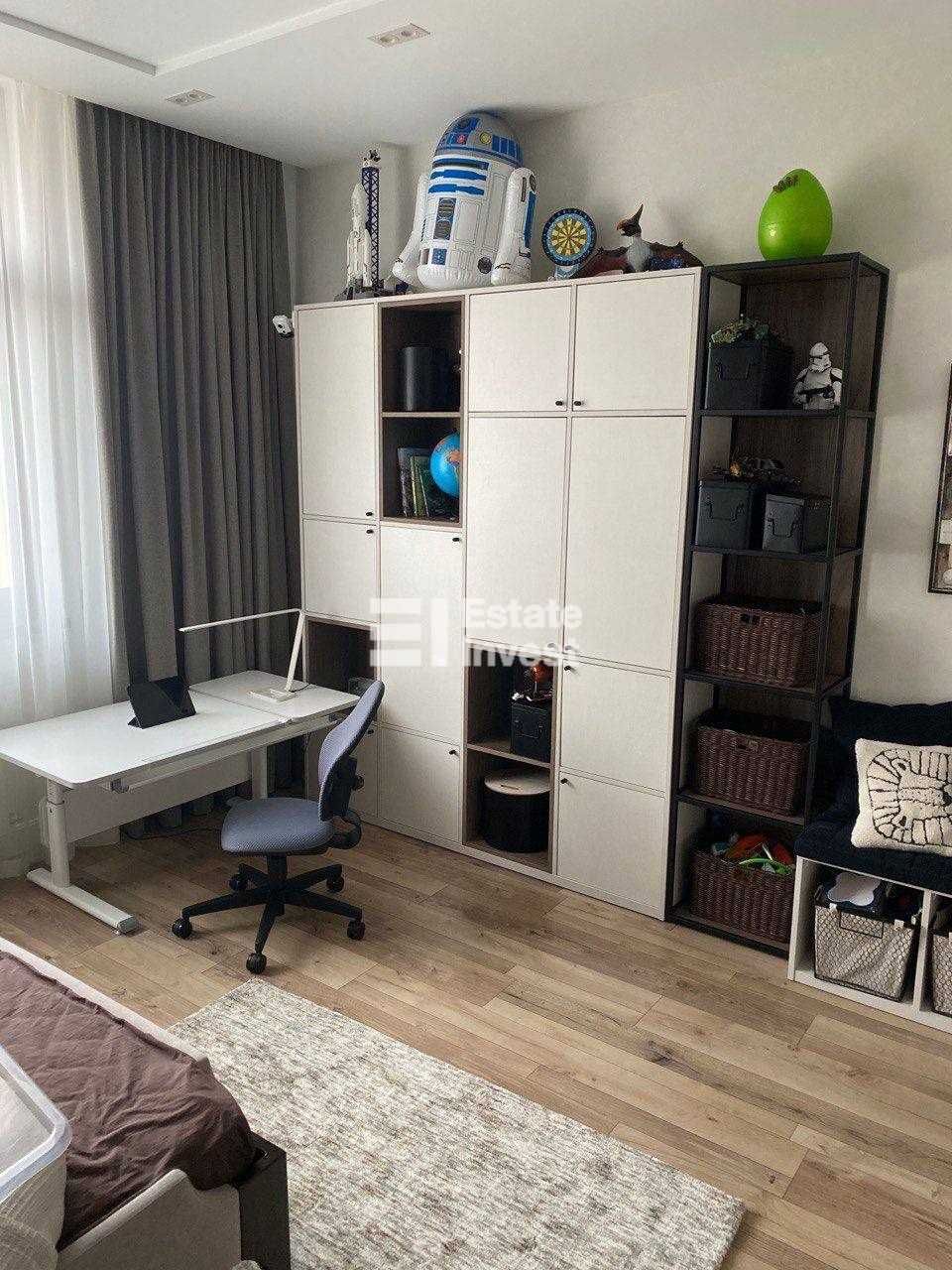 Продам 4 кімн. квартиру в новобудові на вул. Чернишевська, 31А