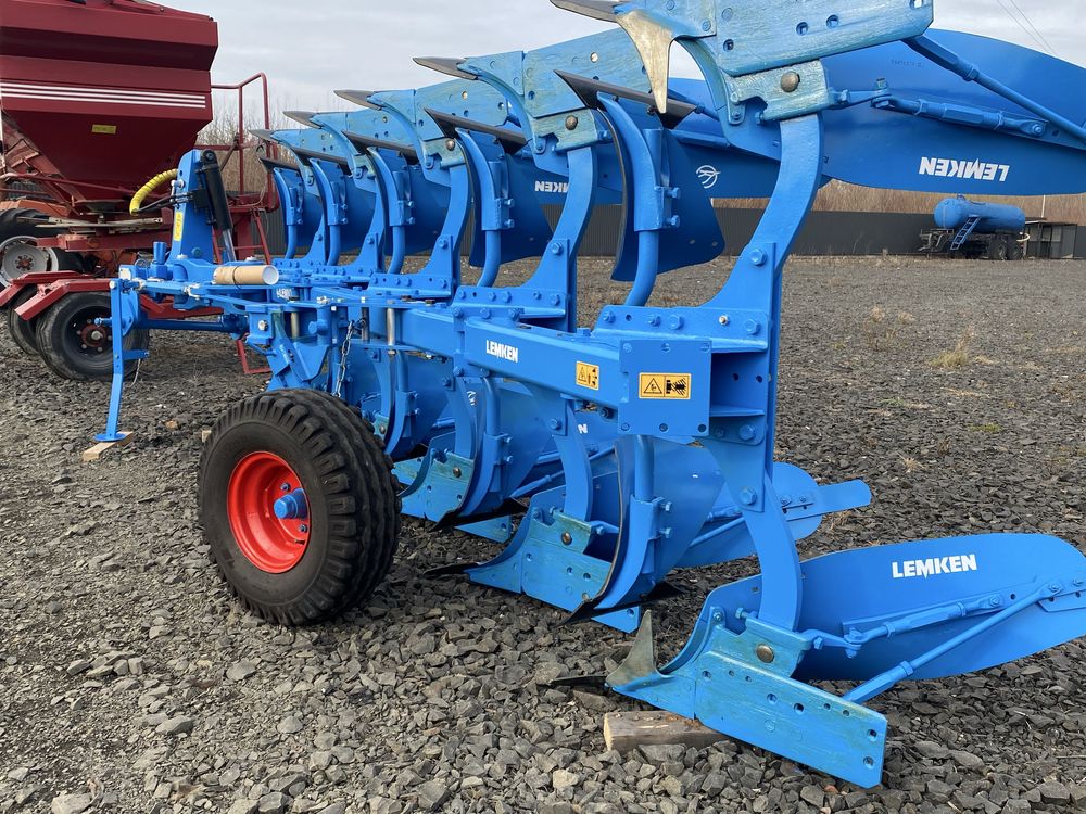 Плуг оборотний навісний 5ти корпусний. Lemken Europal 7,4+1