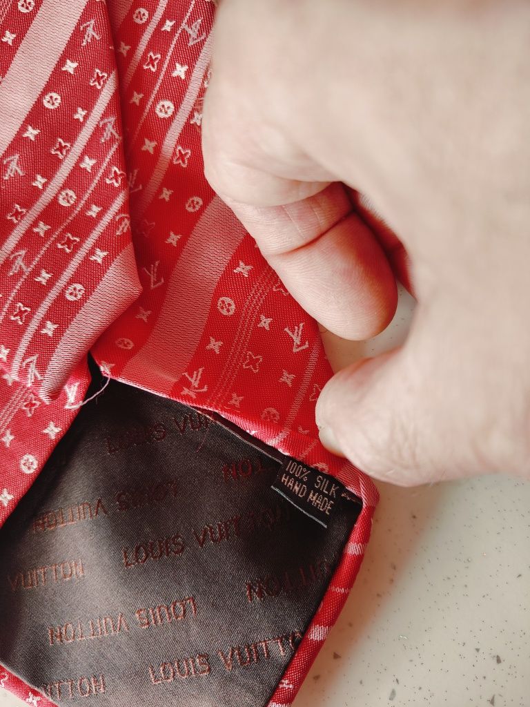 Louis Vuitton krawat spinki chusteczka komplet