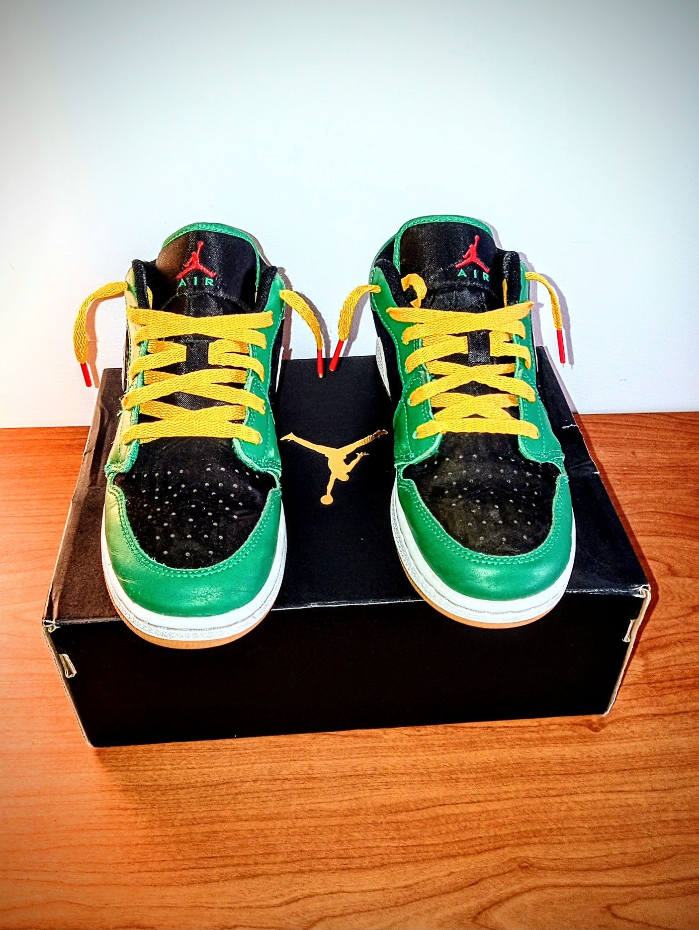 Sapatilhas Jordan 1 Low SE GS T40 | Preço de Oportunidade