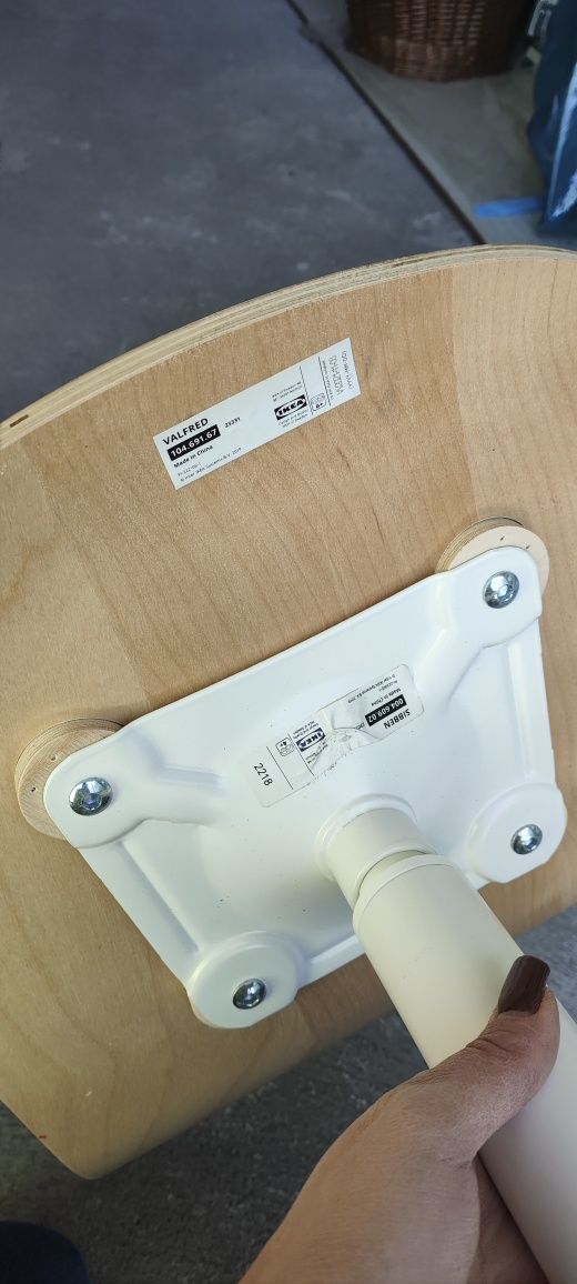 Krzesło Valfred Ikea do biurka drewniane