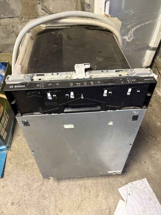 Продам посудомоечную машину