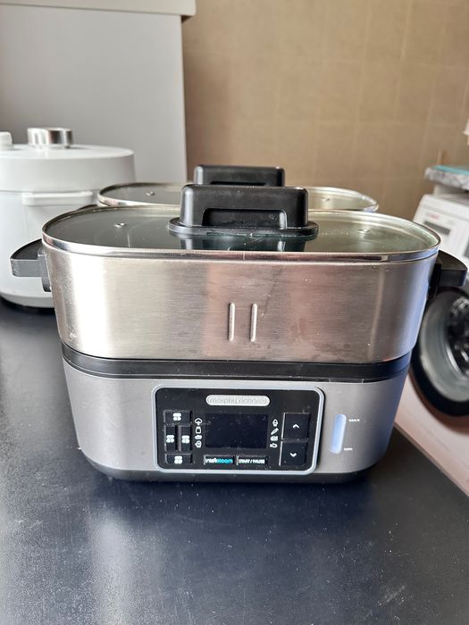 Продам пароварку Morphy Richards Intellisteam