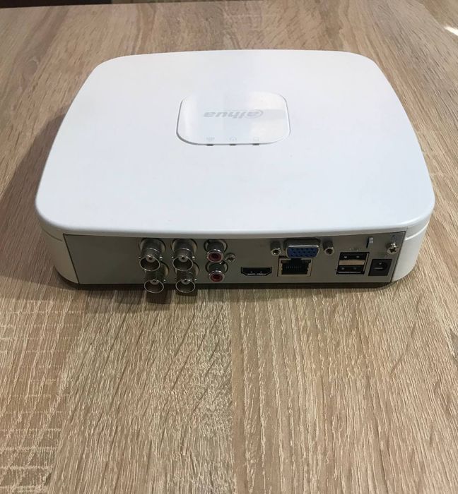 Видеорегистратор Dahua DHI- HCVR5104C- S3