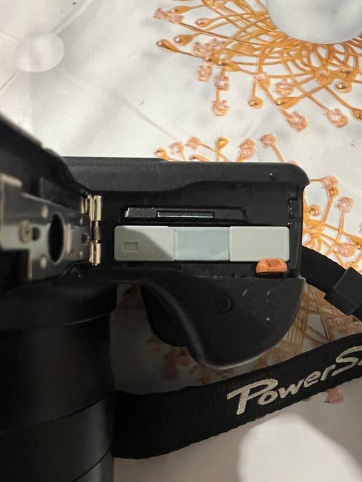 Камера Canon SX510 HS чехол, заряд. для баттареи и карта памяти 256ГБ