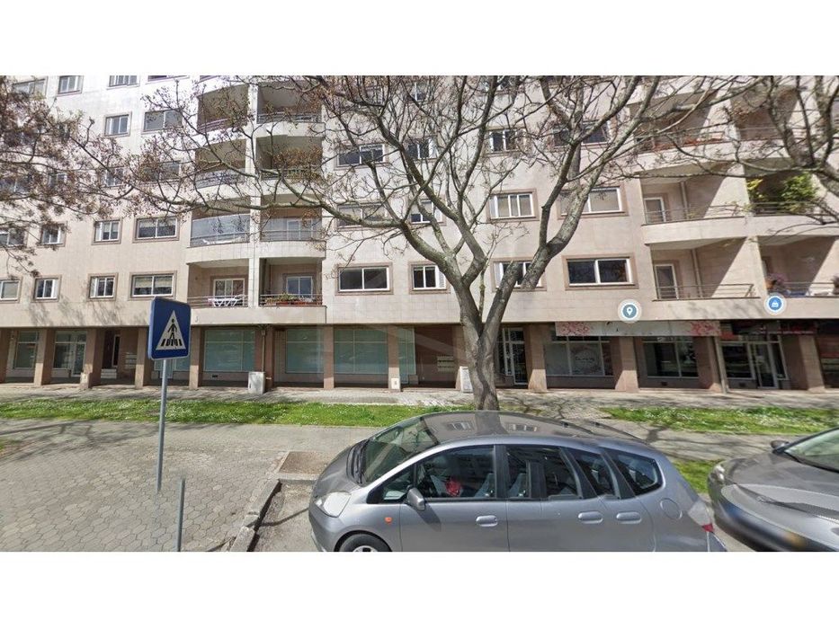 Loja em Aveiro - Com Cave