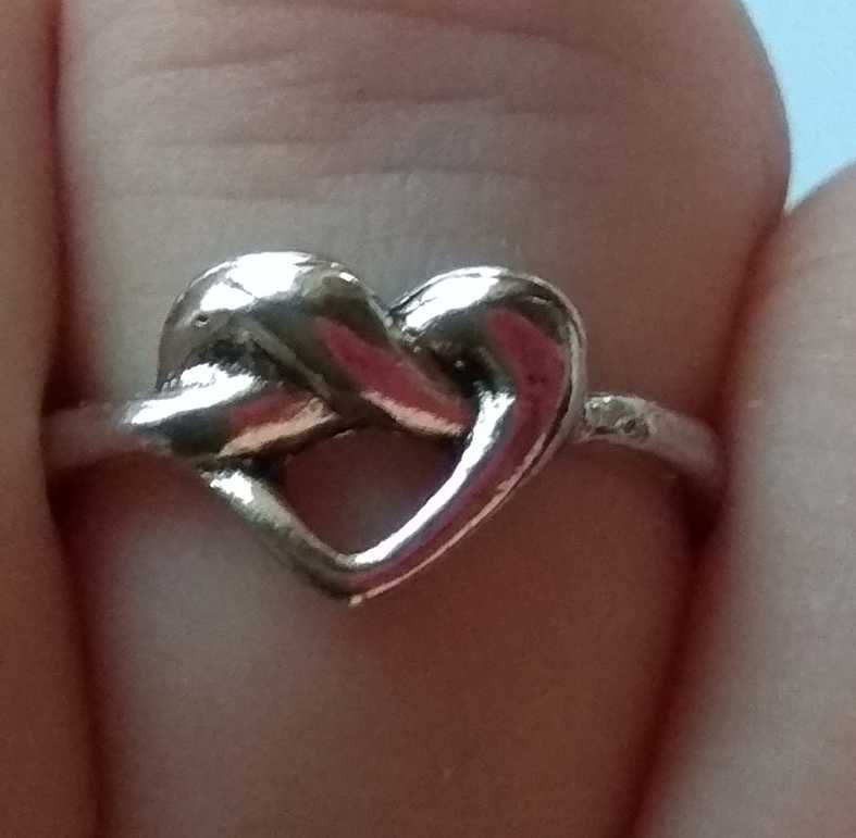Кольцо колечко сердце сердечко камень подарок