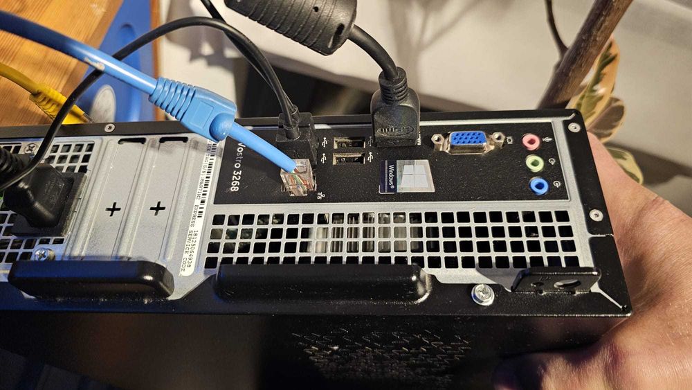 Komputer Dell Vostro 3268 Intel i3-7100 4GB RAM SSD 240GB, Win 10 Pro