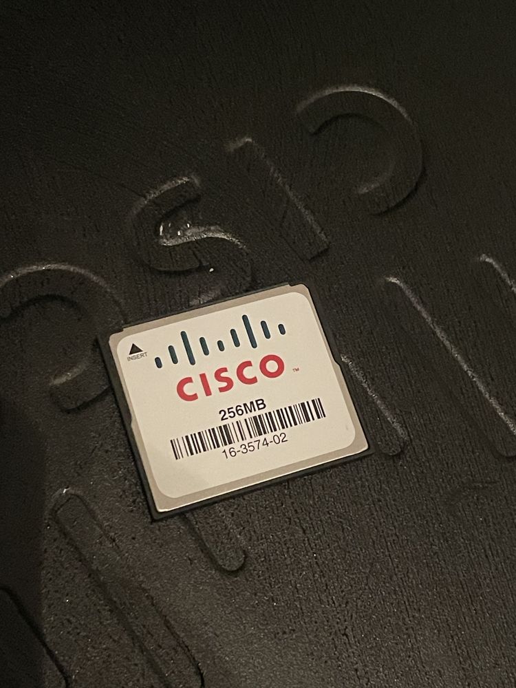 Ruter CISCO 2900 Series Cisco 2901 z Karta Cisco 256MB