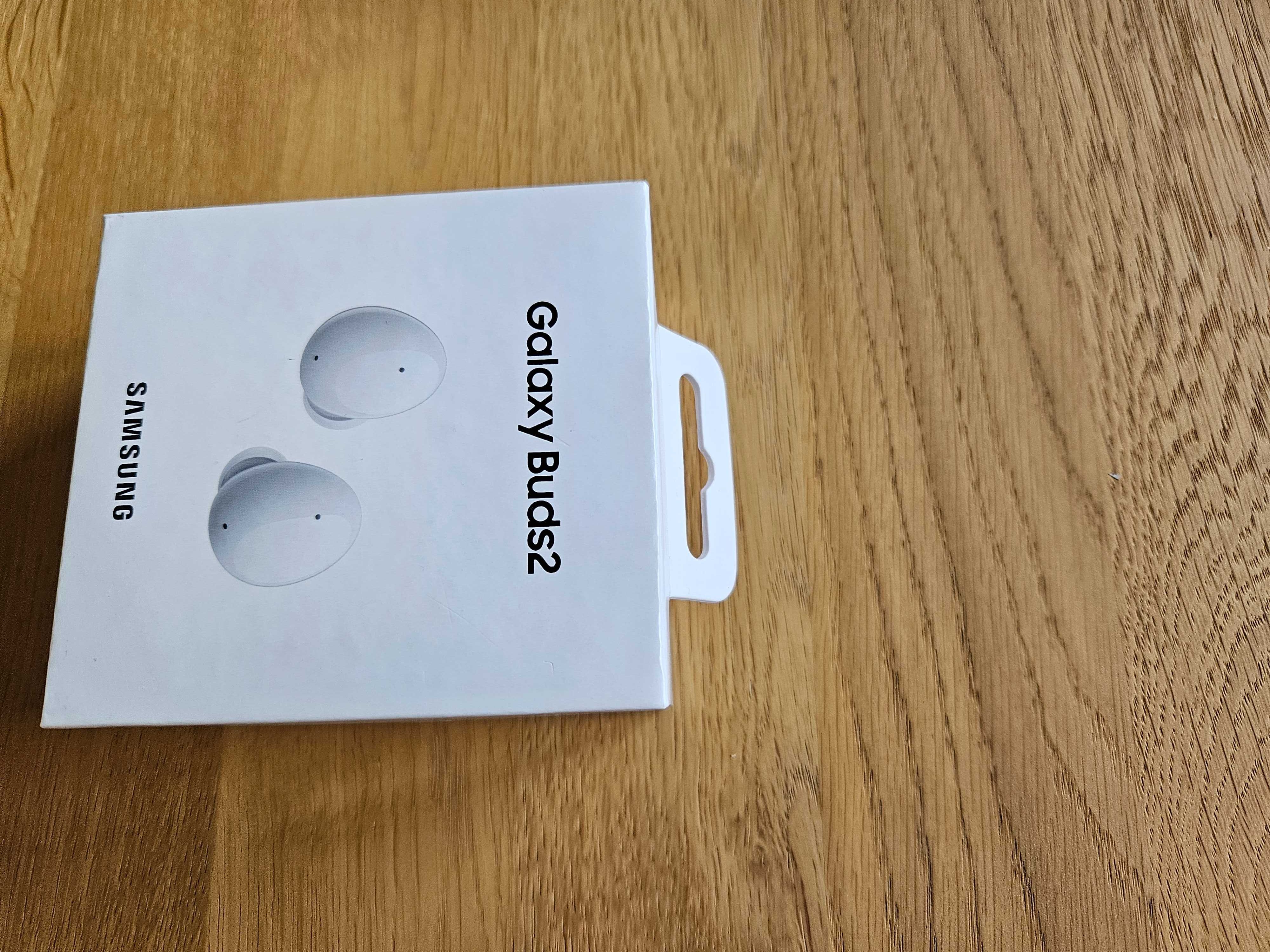 Słuchawki Galaxy Buds2 białe nowe