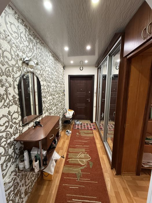 ПРОДАМ 2 кімнатну квартиру в ЦЕНТРІ МІСТА