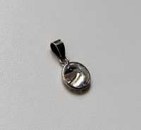 Mała srebrna zawieszka mały srebrny wisiorek z cyrkonią