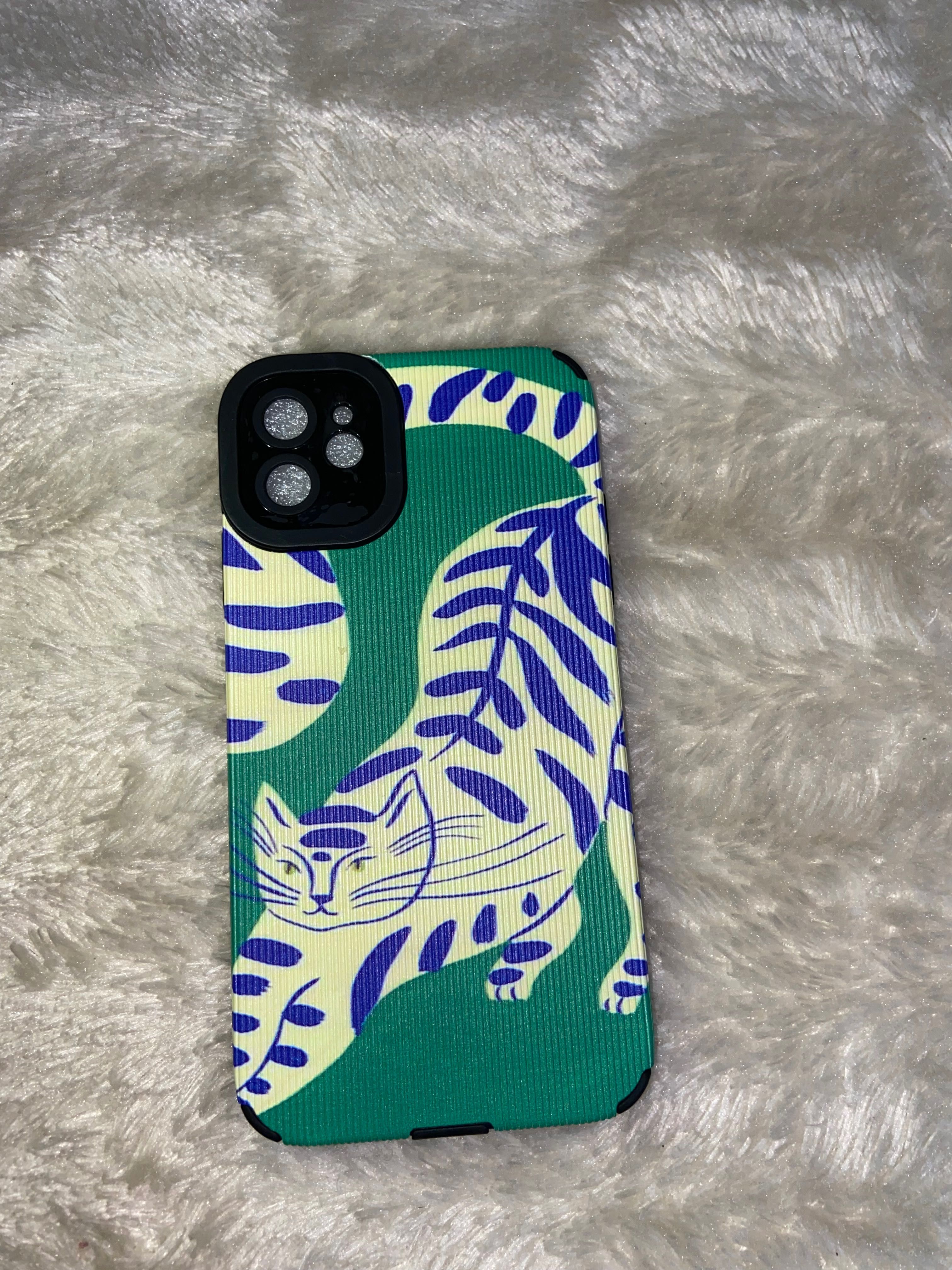 Capa de iPhone 11 normal