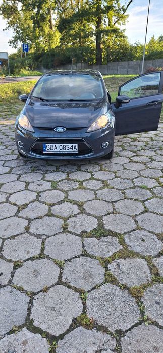 Samochód Ford fiesta mk7