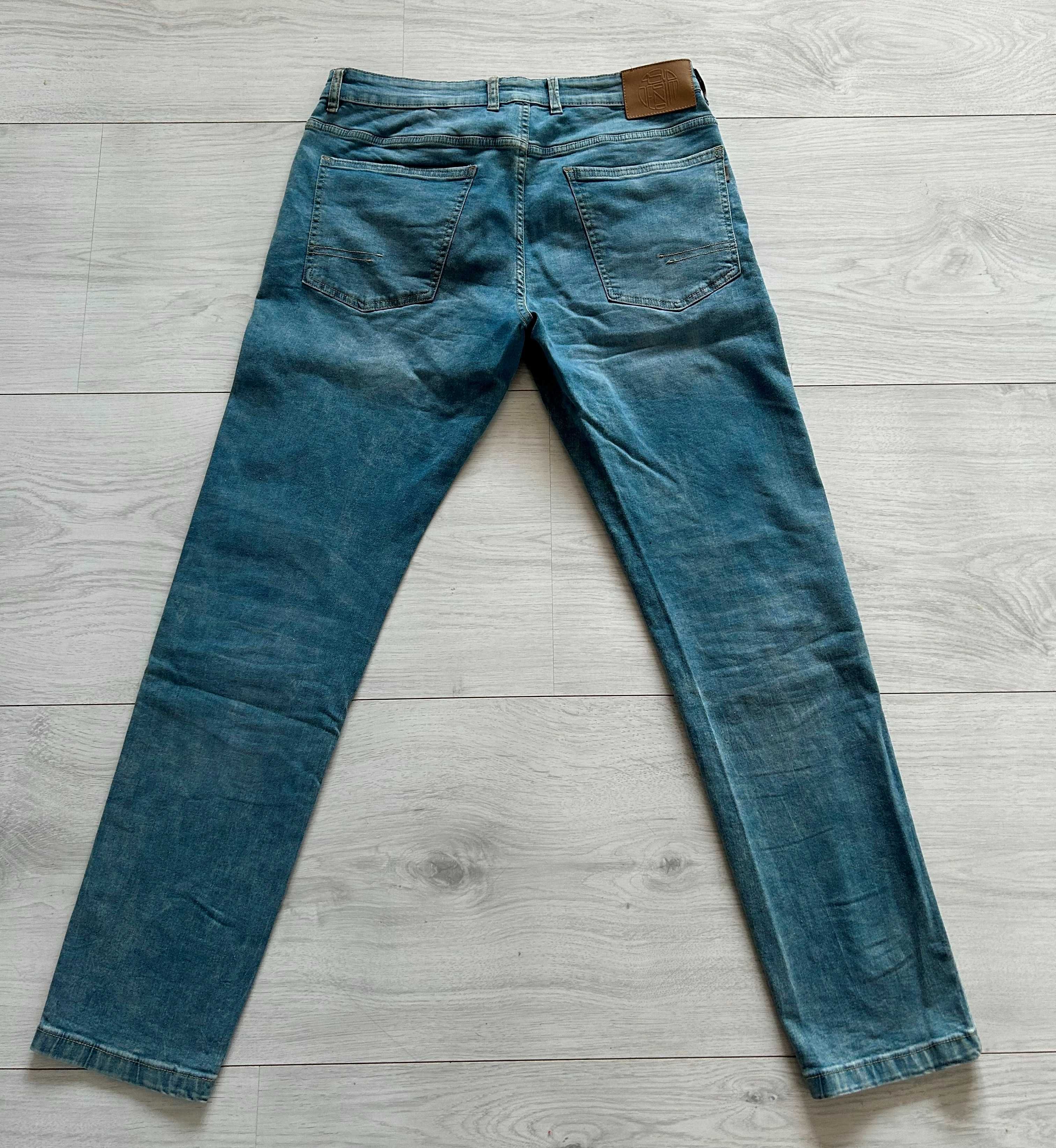 Spodnie jeans Reserved 33/34