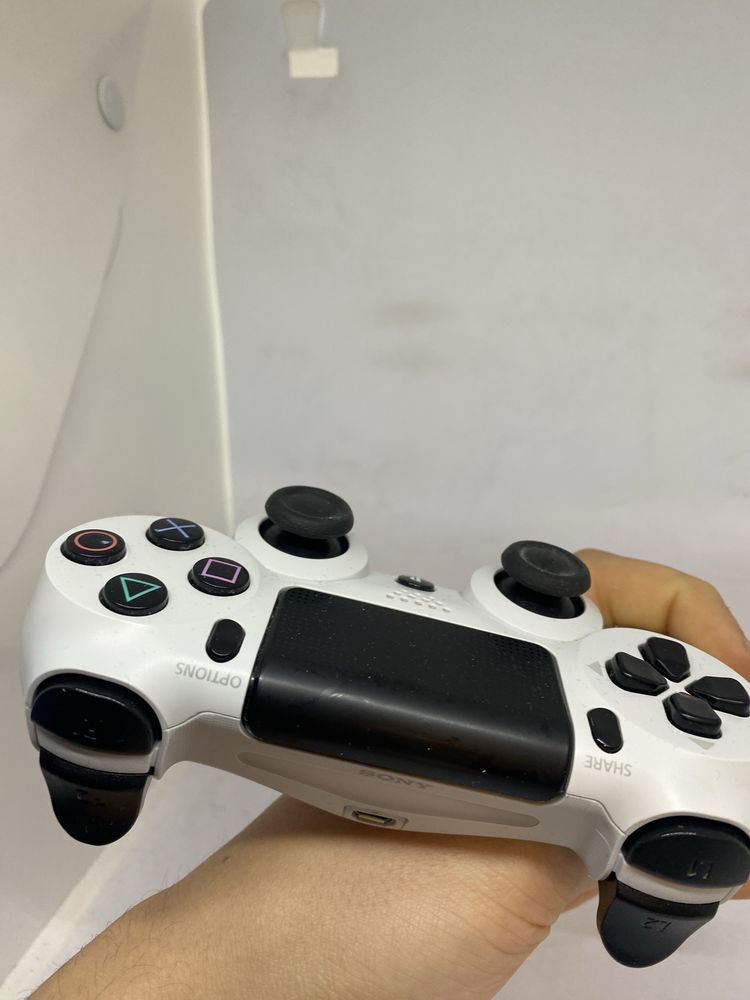 Pad Sony PS4 biały dualshock 4 V2 joystick kontroler oryginalny