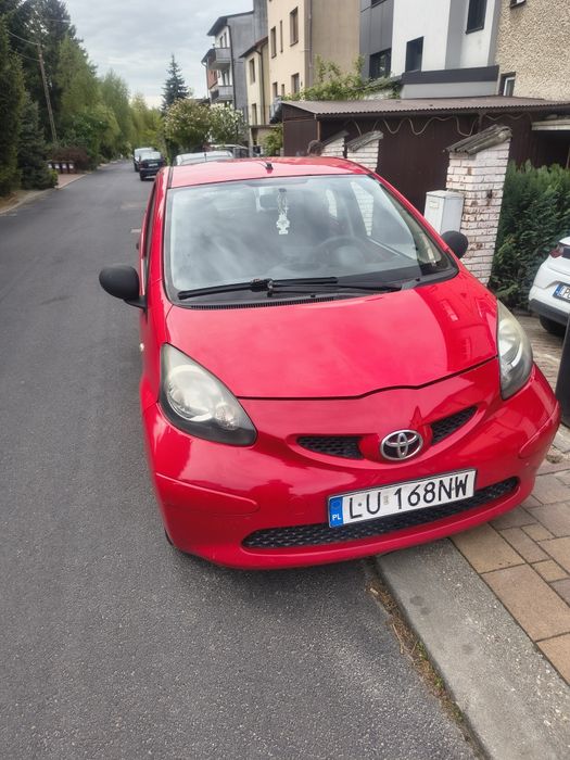 Toyota Aygo 1.0 samochód
