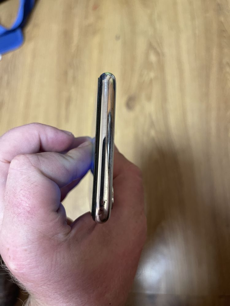 Продаю  iPhone x