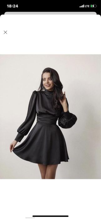 Шелковое платье с открытой спиной