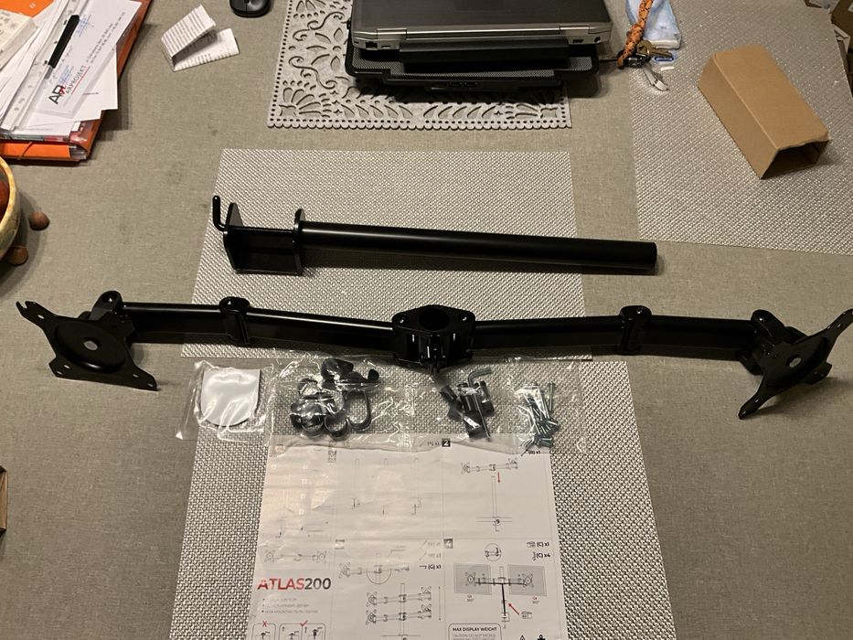 Nowy uchwyt do monitora. Na 2 szt. Gear Atlas 200, 13 - 27