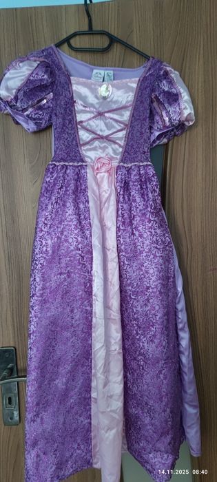 Roszpunka kostium, suknia  z warkoczem i koroną