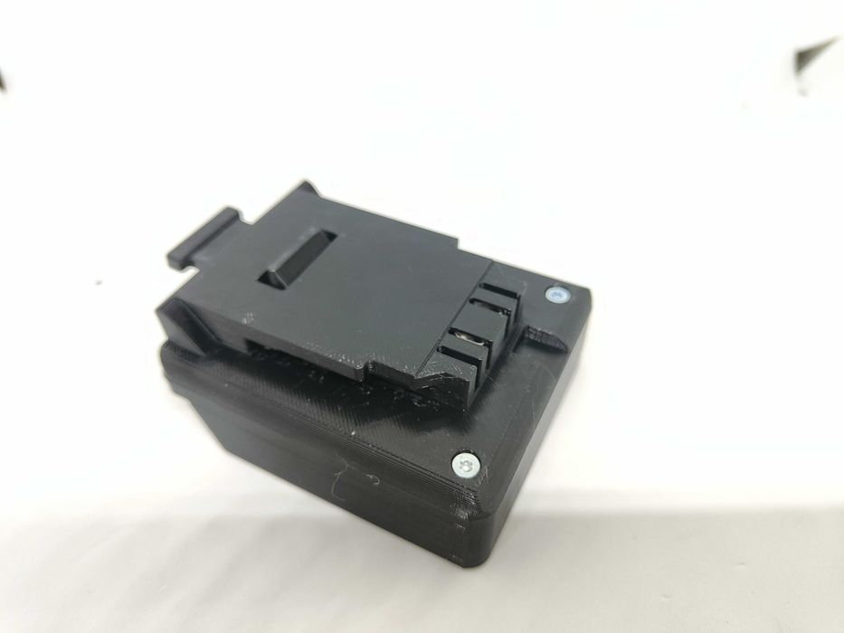 Adapter baterii Makita G do urządzeń DeWalt XR