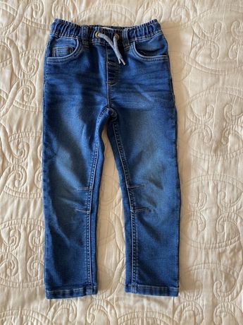 Продам джинси джинсы на 3 - 4 роки