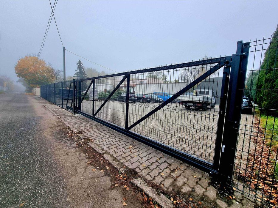 Bramy przesuwne na wymiar Producent