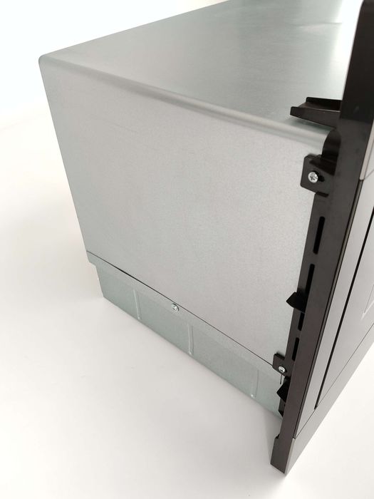 Kuchenka mikrofalowa do zabudowy AEG MSB2548C-M, 23 l, 900 W, czarna