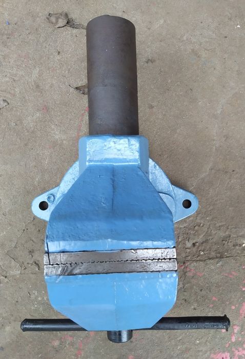 Тиски / лещата 140 мм