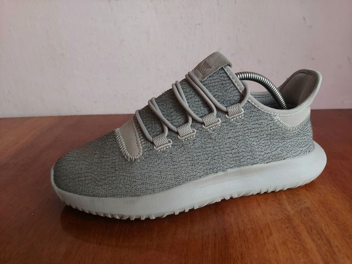 Кросовки фірми adidas tubular оригінал

Розмір по бірці:
 Us 9  UK 8 1