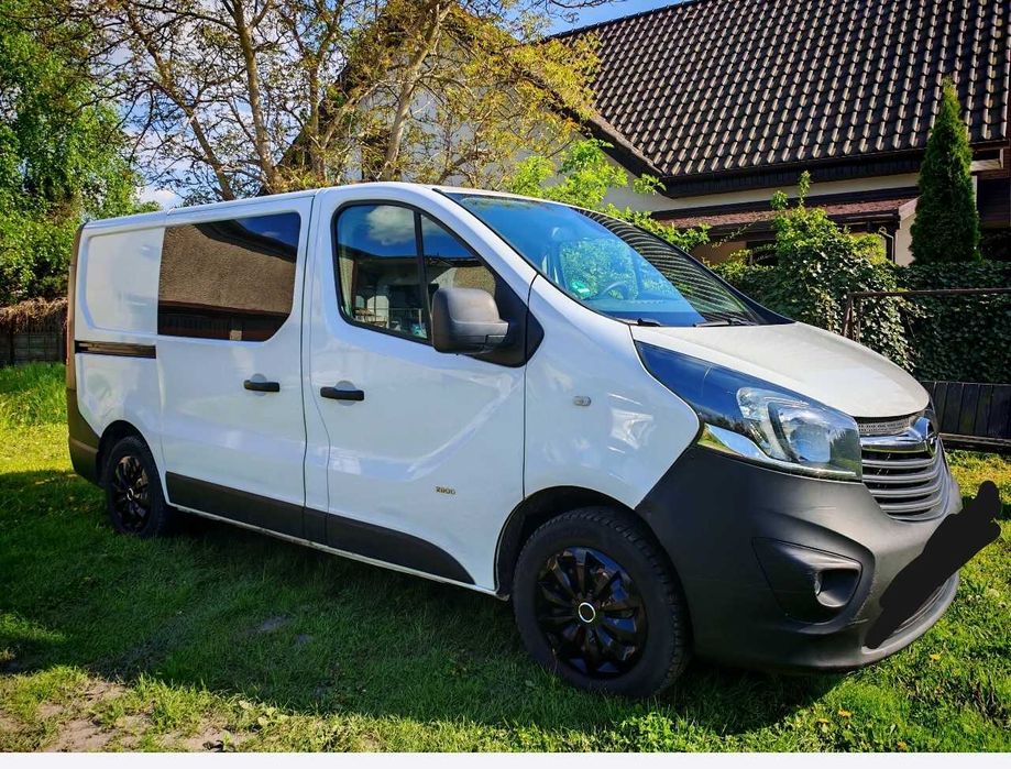 Transport rzeczy o małych gabarytach Opel Vivaro
