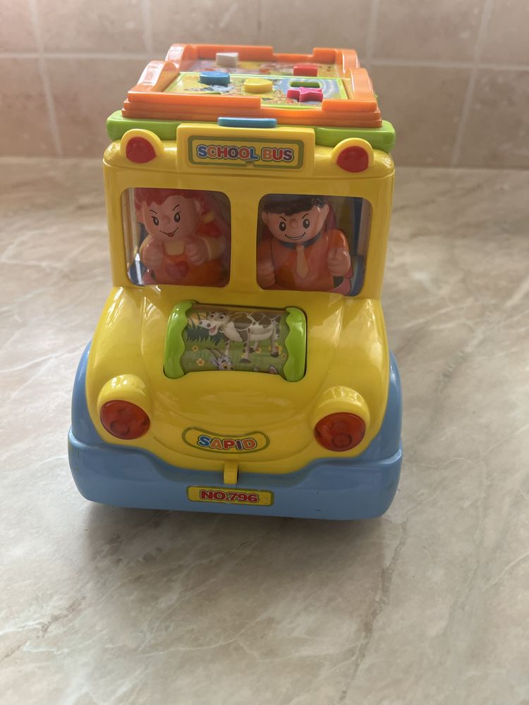 Іграшка автобус