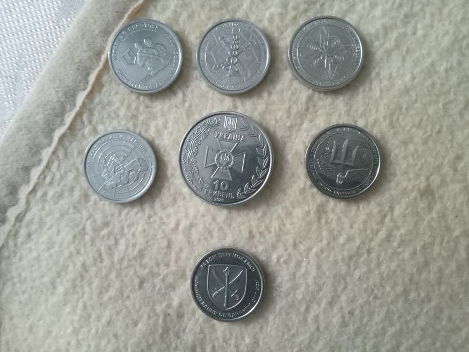 Продам різні монети