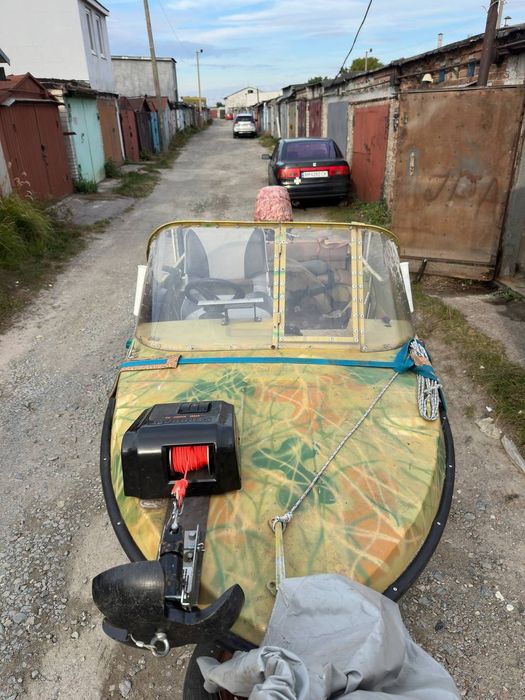 Моторний човен Неман 2