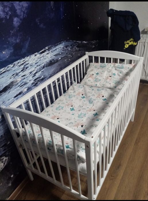 Łóżeczko białe dziecięce