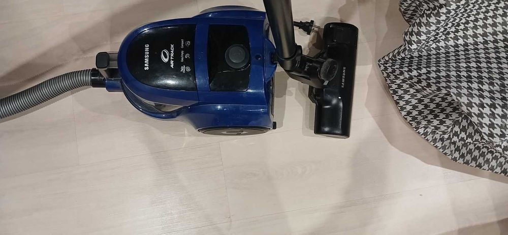 Продам пилосос Самсунг SC45W0