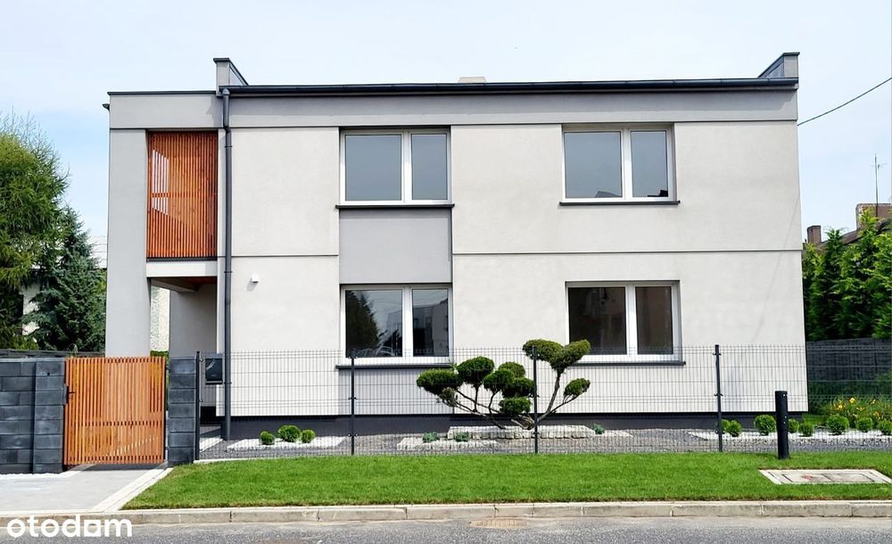 Nowoczesny, piętrowy dom na sprzedaż