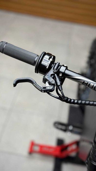 Електробайк 14квт 100км на одному заряді