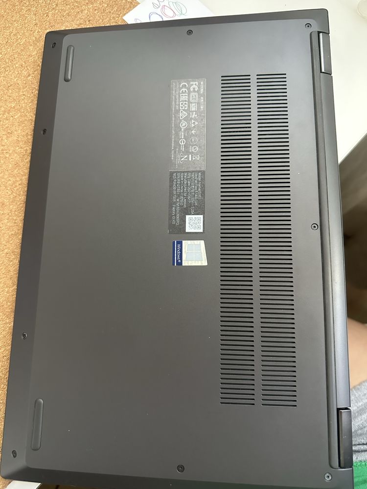 Lenovo ideapad flex 5 14ALC05