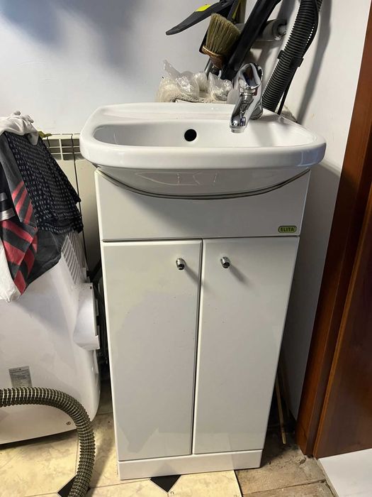 Komplet Umywalka , bateria, szafka