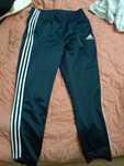 Spodnie dresowe Adidas rozmiar L (nigdy nie używane)