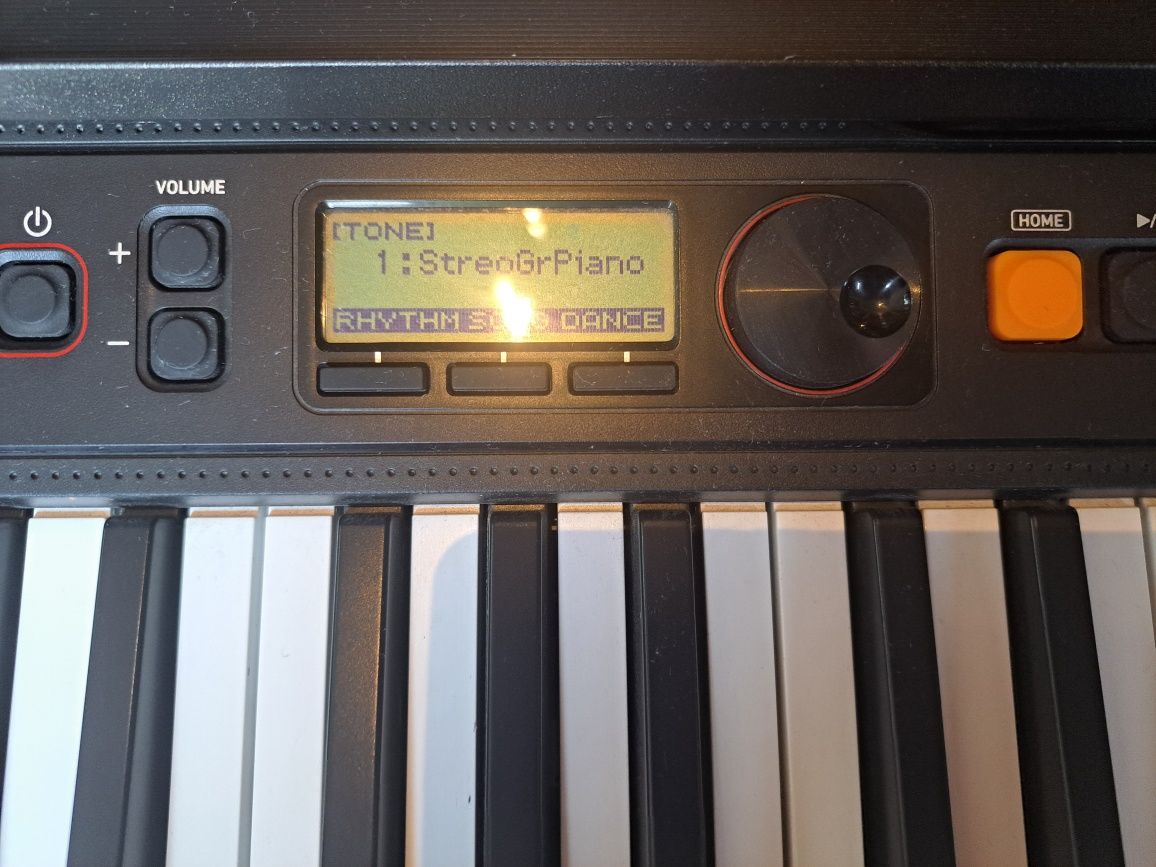 Keyboard CASIO CT-S200.