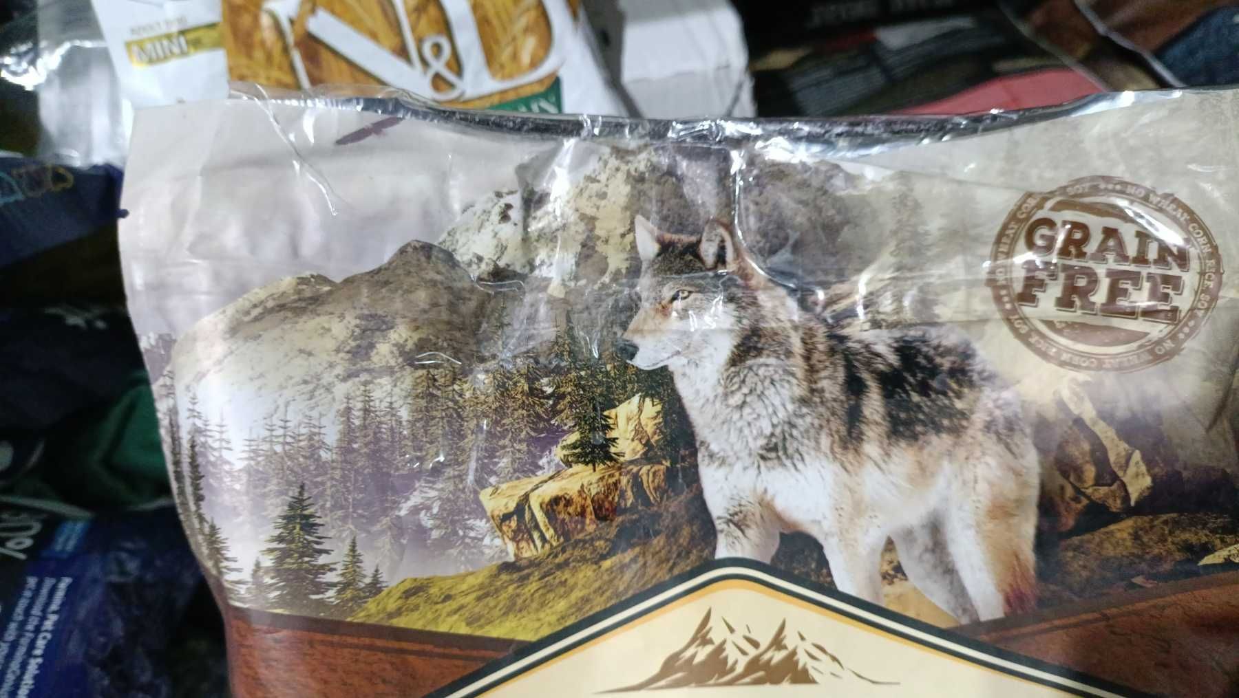Корм Carnilove Adult Reindeer (c мясом северного оленя) 1.5 і 12 кг